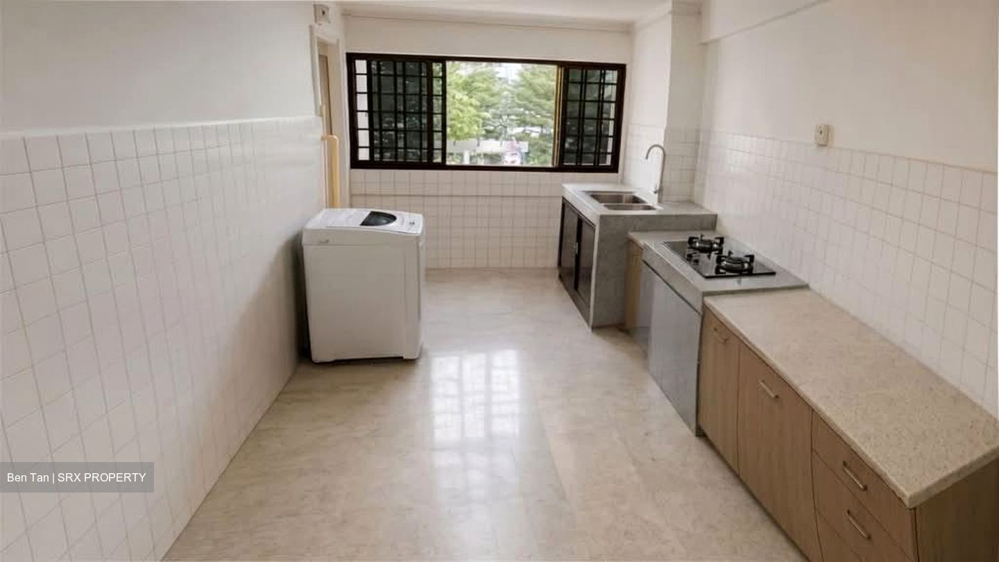 Blk 257 Jurong East Street 24 (Jurong East), HDB 3 Rooms #559175341